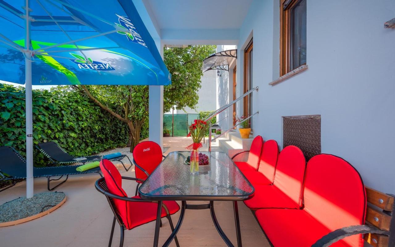 The Willow Garden Apartment House Marcana Екстер'єр фото