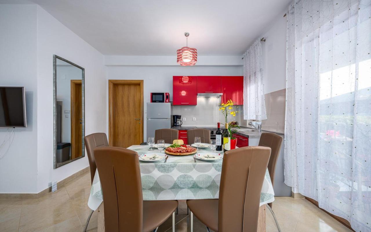 The Willow Garden Apartment House Marcana Екстер'єр фото